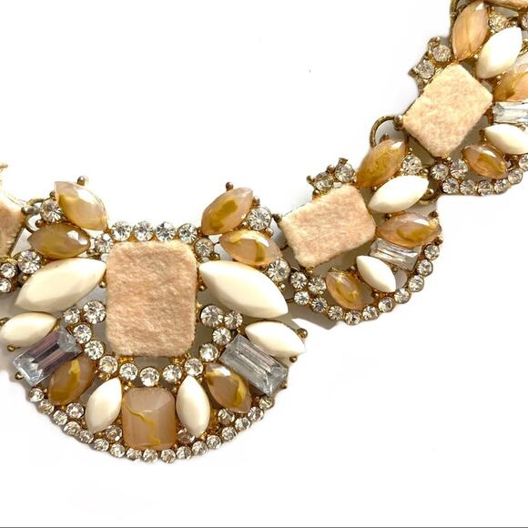 Nude Jeweled Bib Statement Necklace - Picture 3 of 11